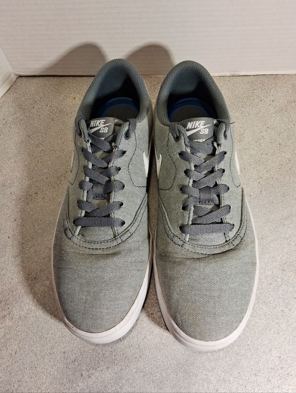 NIKE SB Check Solar Gray Skate Boarding Sneakers Mens Sz. 9.5